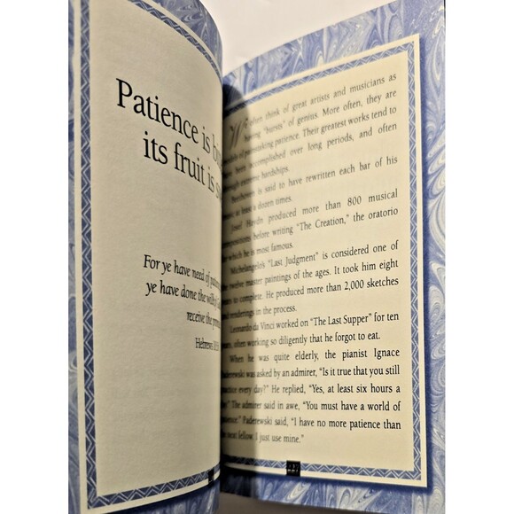 God's Little Devotional for Students (God's Little Devotional Book Series) - Picture 4 of 8